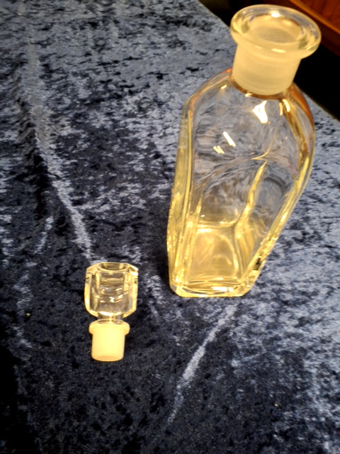 Italiensk karaffel med låg